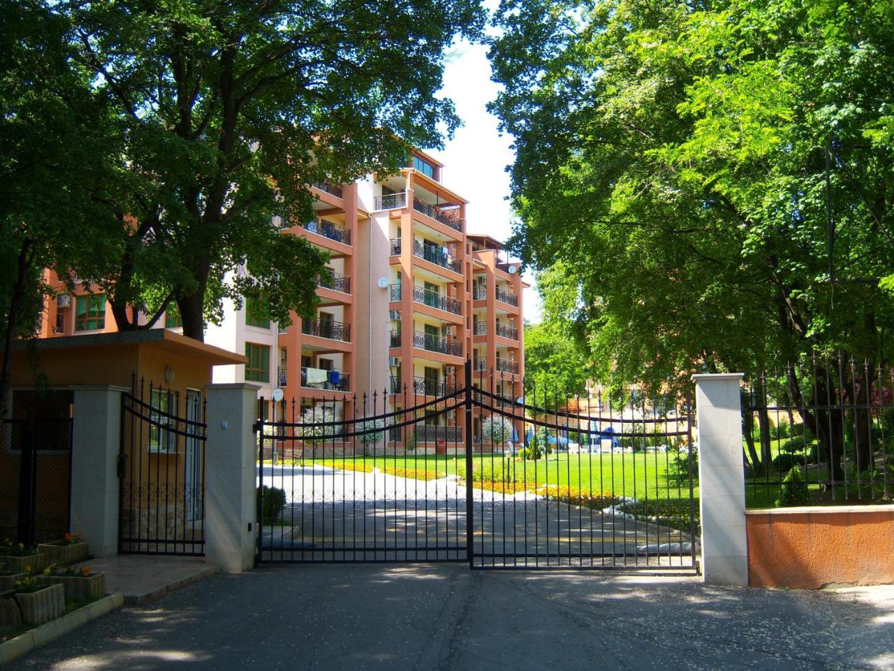 Sunrise Complex Apartments Golden Sands Esterno foto